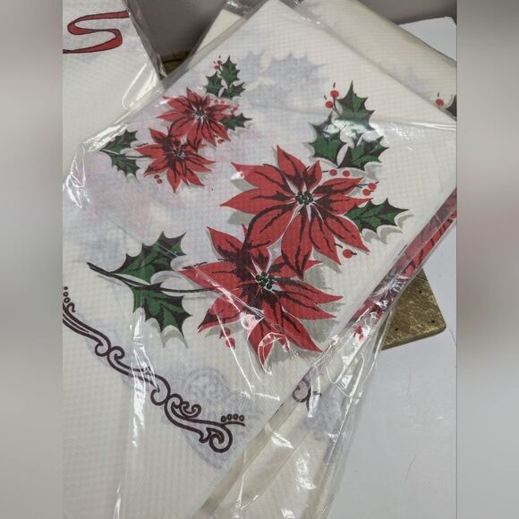Vintage Christmas Paper Tablecloths – Lot of 7 – 54x72 Poinsettia & Horse Sleigh - Picture 5 of 8
